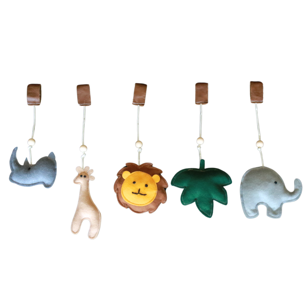 Wooden baby gym with safari animals by Two Eddyphants – handmade in South Africa