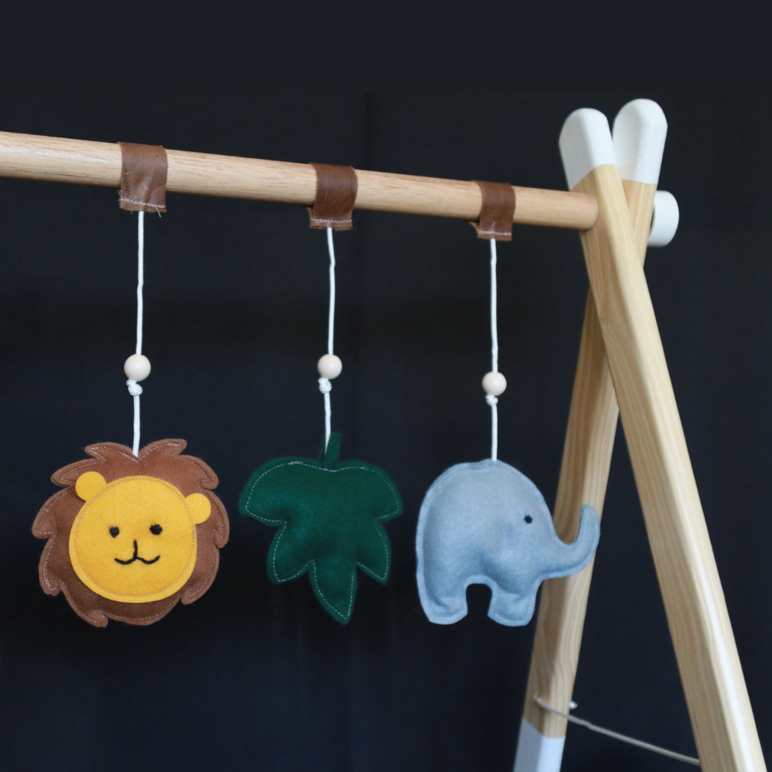 Wooden baby gym with wildlife animals by Two Eddyphants – handmade in South Africa